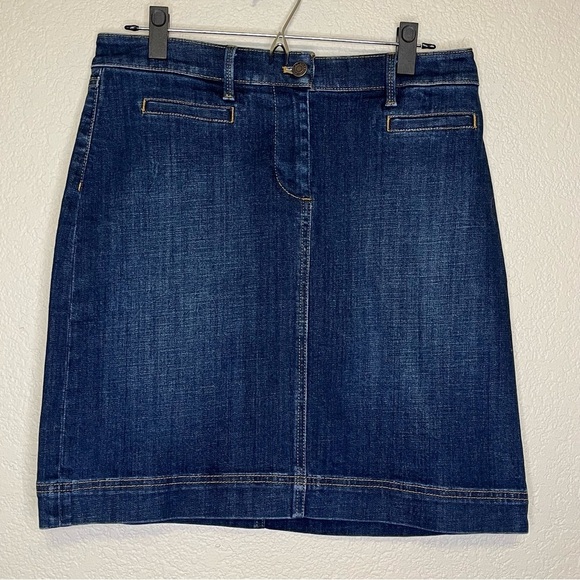Talbots Denim Or Jean Pencil Women's Knee Length Skirt Size 10P - Picture 1 of 7